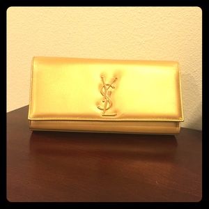 Saint Laurent clutch